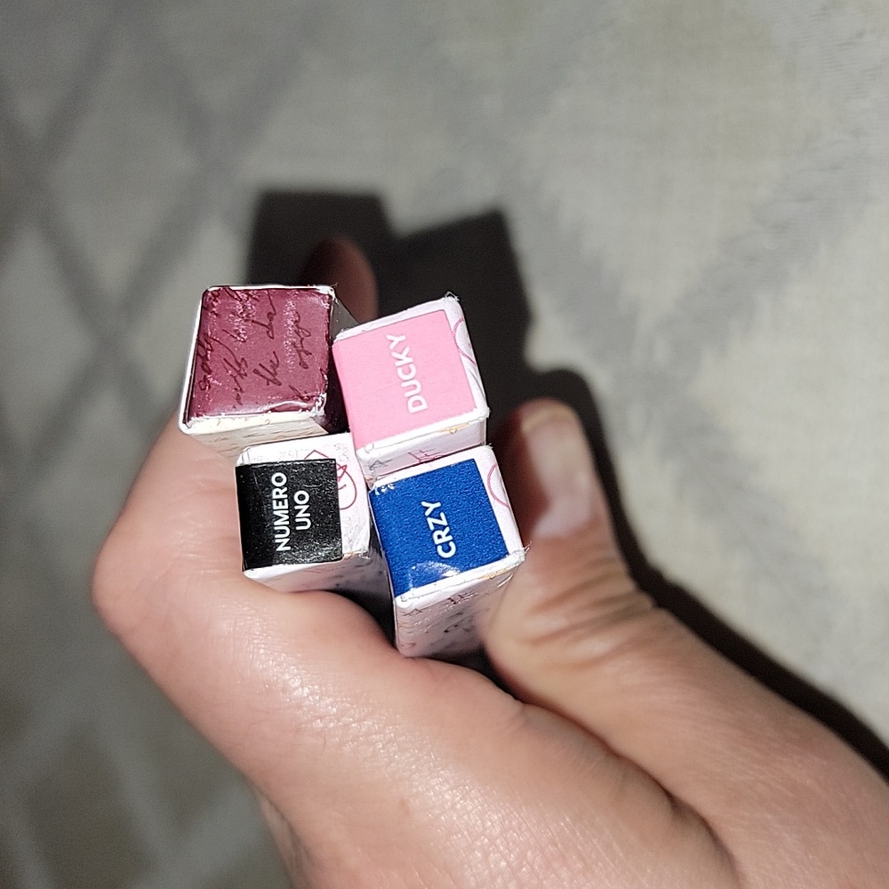 BUNDLE OF BFF LIQUID EYELINER BUNDLE (4) - Picture 2 of 6